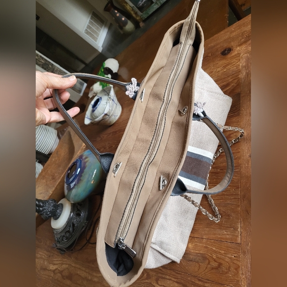 Lily & Bean custom large tote bag Initials KG clean removable shoulder strap - Picture 9 of 11